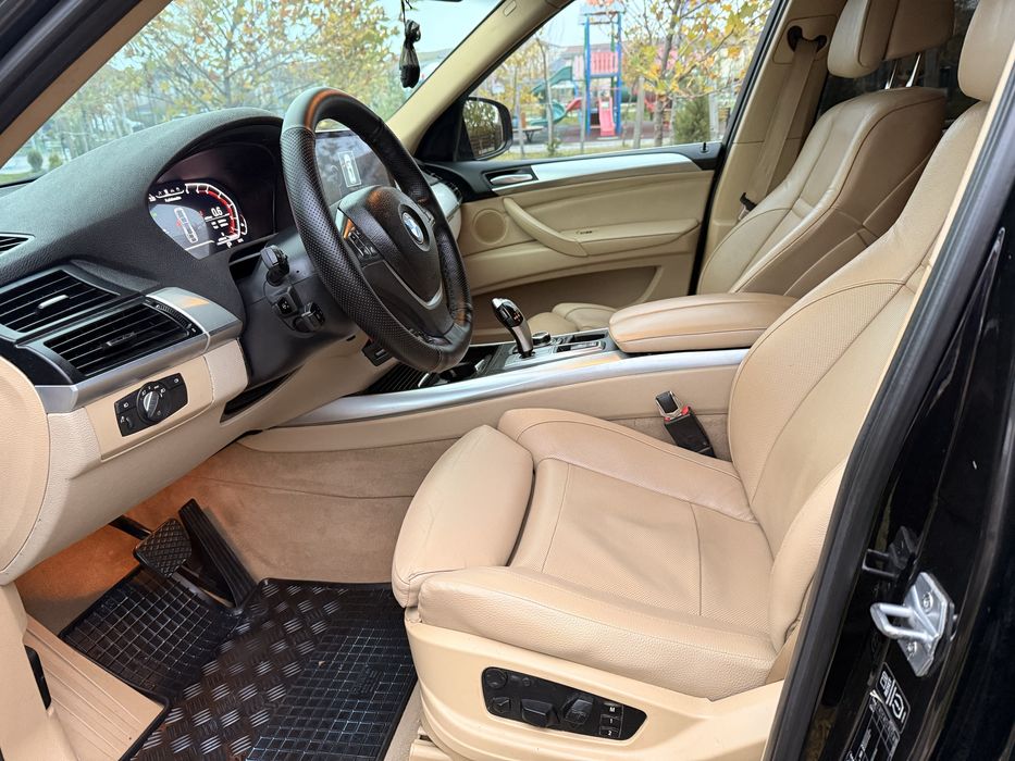 X 5  2013  3.0 d  ceasuri digitale impecabil proprietar