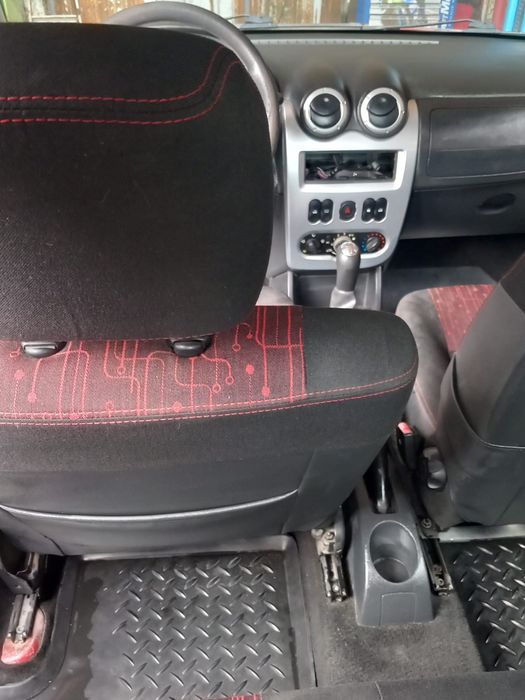 Dacia Sandero 2010