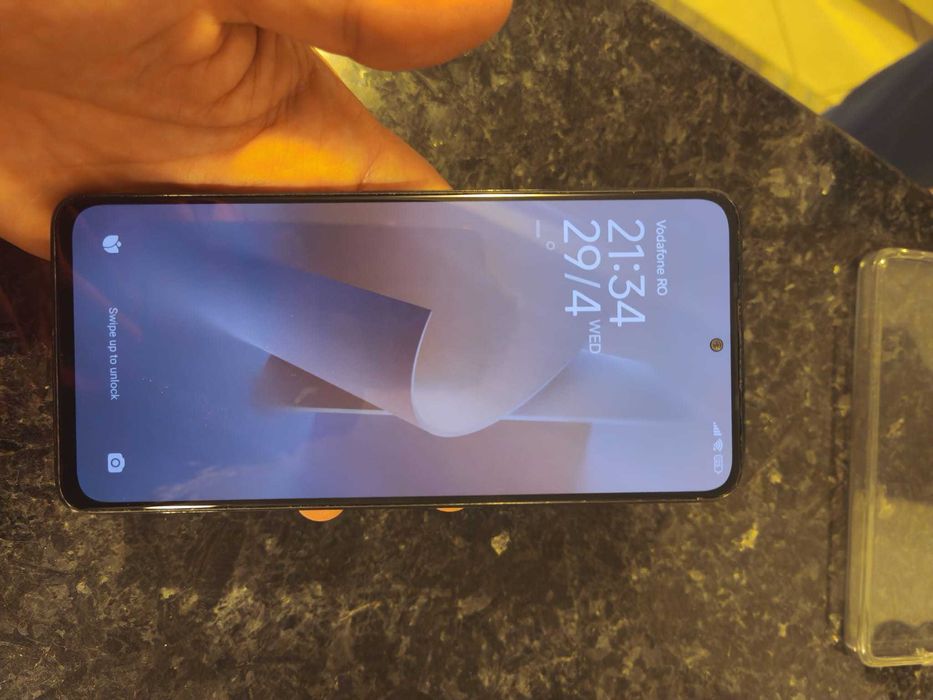 Xiaomi Redmi Note 11 Pro 5G că nou