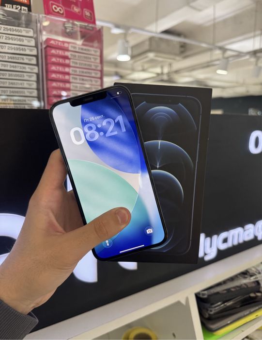 Продам Iphone 12 pro