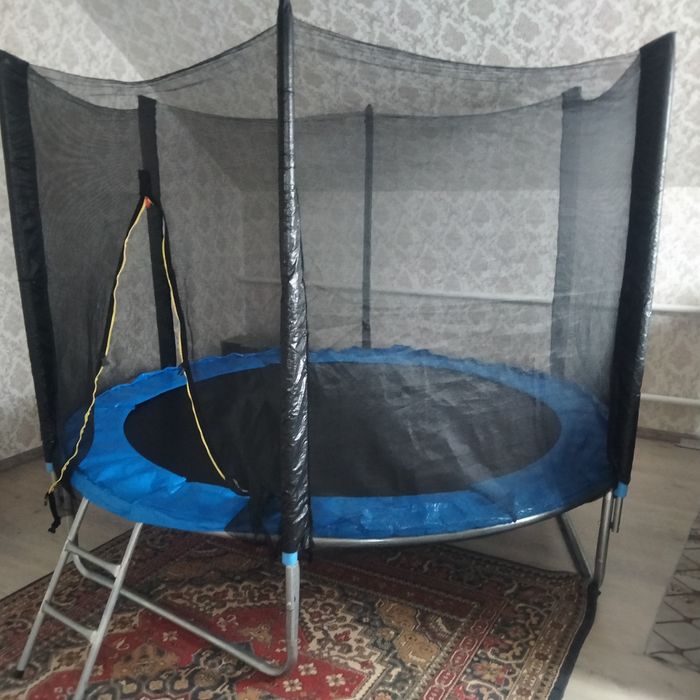 Продам батут состояние отличное