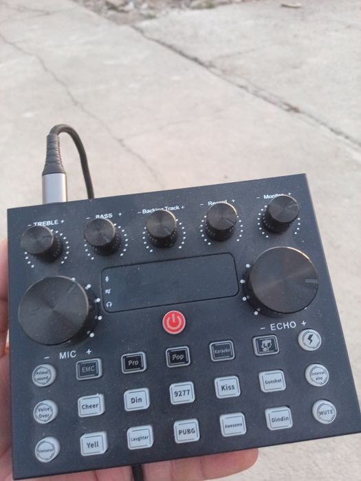 V8 usilitel va navoshnik