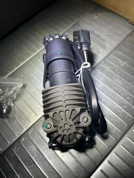 Compresor perne aer TOUAREG / Macan kit reparatie bloc valve nou