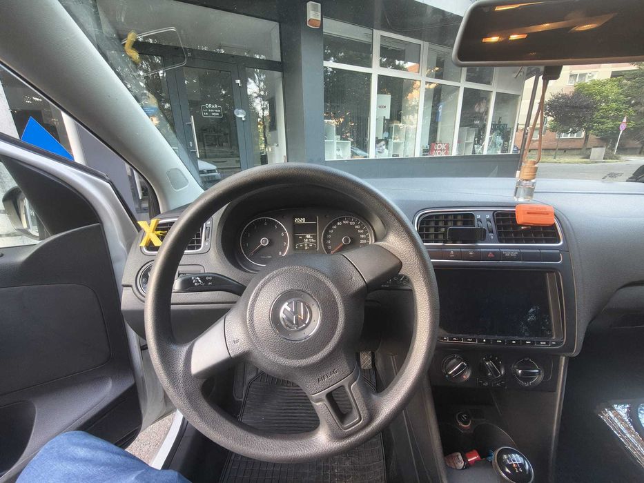VOLKSWAGEN Polo 2015 — imagine 5