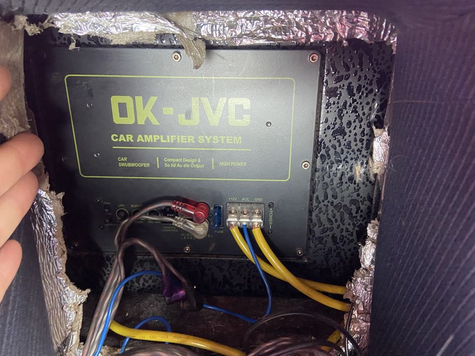 Сабвуфер активный