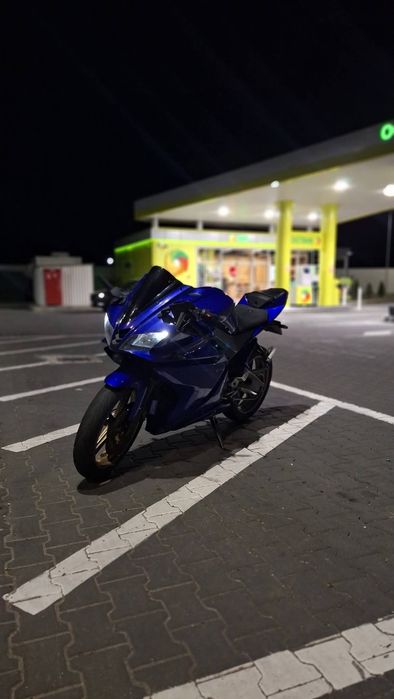 Yamaha YZF R125 2013