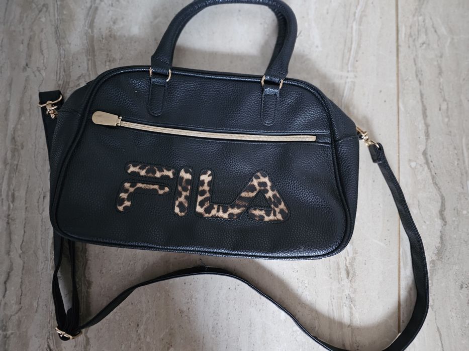 Нова чанта на Fila