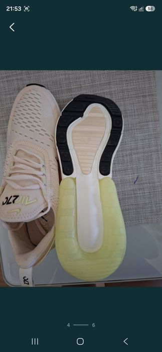 Кроссовки новые Nike