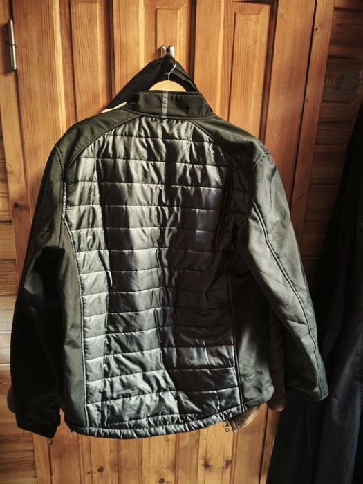 Soft Shell moto ca nou