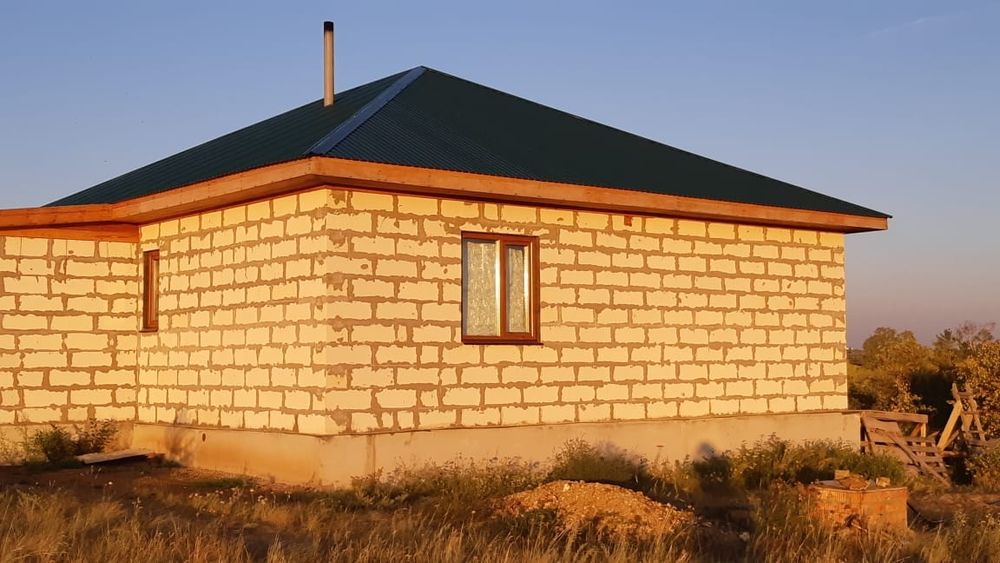 Дом в курортном месте , рядом с городом