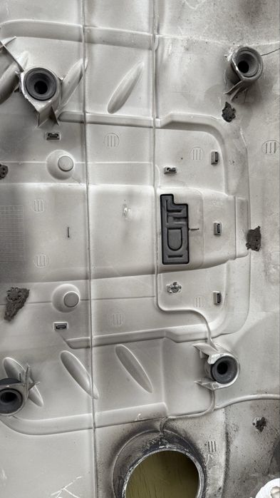 Кора за двигател Ауди