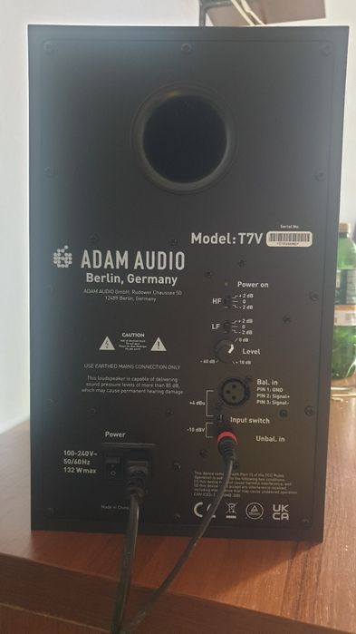 Продам студийные мониторы Adam T7V