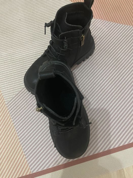 Ботинки новые д/с детские 31 размер