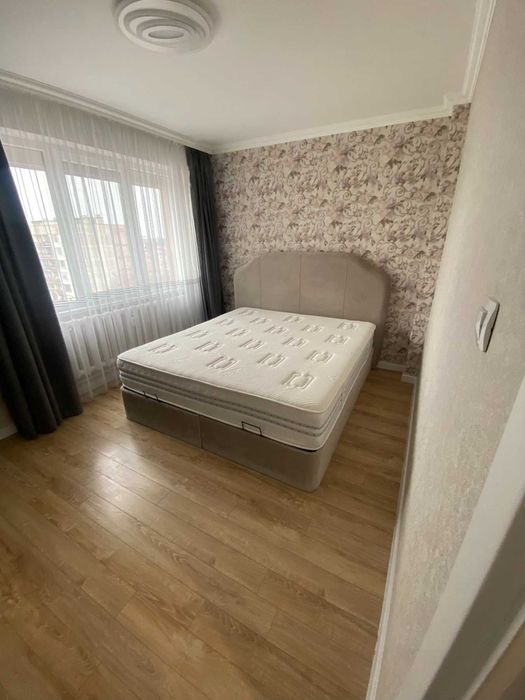 Продава се Тристаен апартамент в Пловдив, Център - 100 кв.м за 2395 €/кв.м - Снимка #10