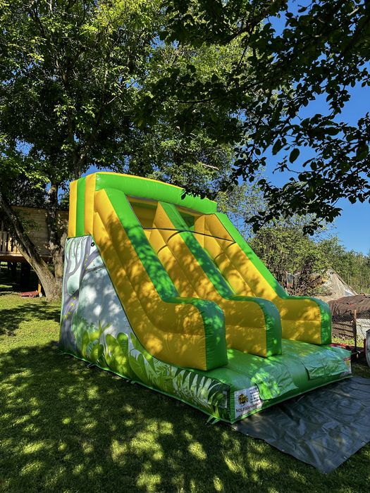 Vând tobogan/topogan gonflabil, fabricat în Italia, PVC