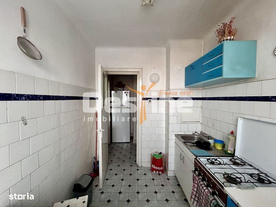 Apartament 2 cam, semidecomandat, Centrala Proprie, Centru, Ploiesti