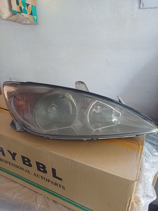 Продам фары TOYOTA 30 Европа