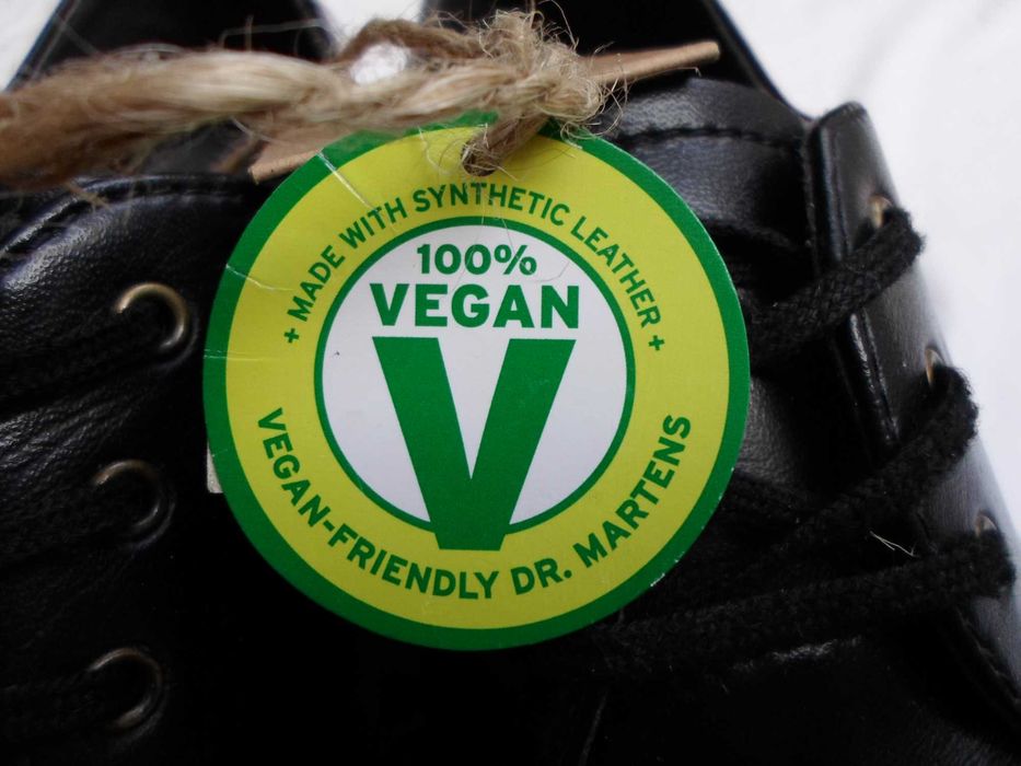 Мъжки обувки DR.MARTENS 1461 Vegan Felix Rub Off