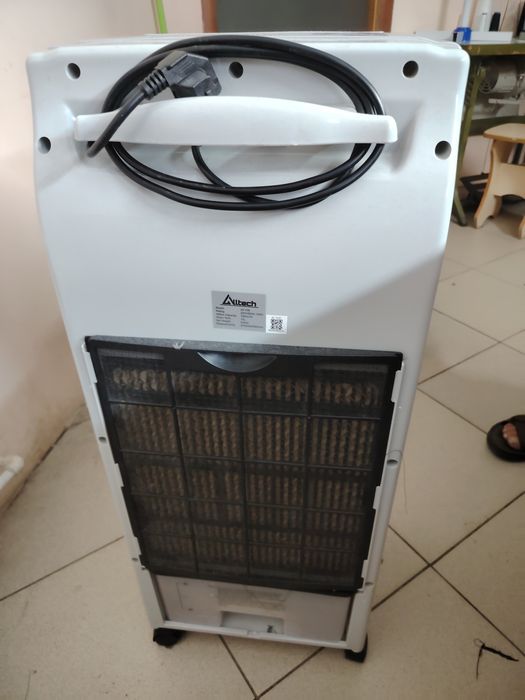 Продам. .напольный кондиционер.