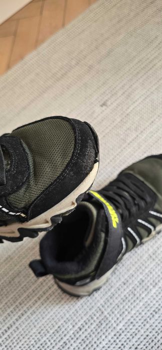Ghete impermeabile Skechers 31