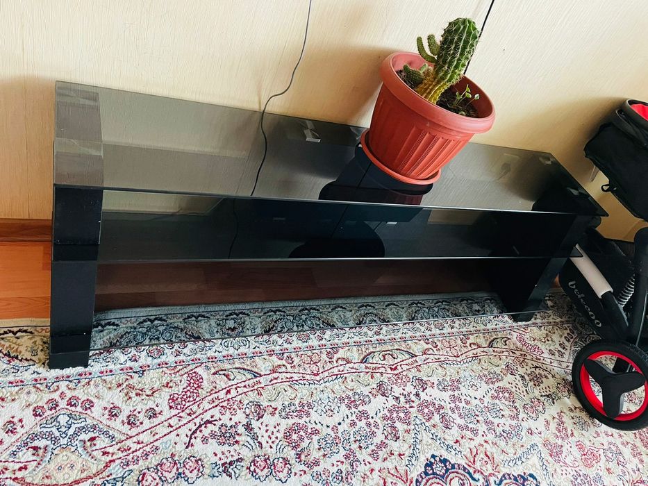 Подставка под телевизор