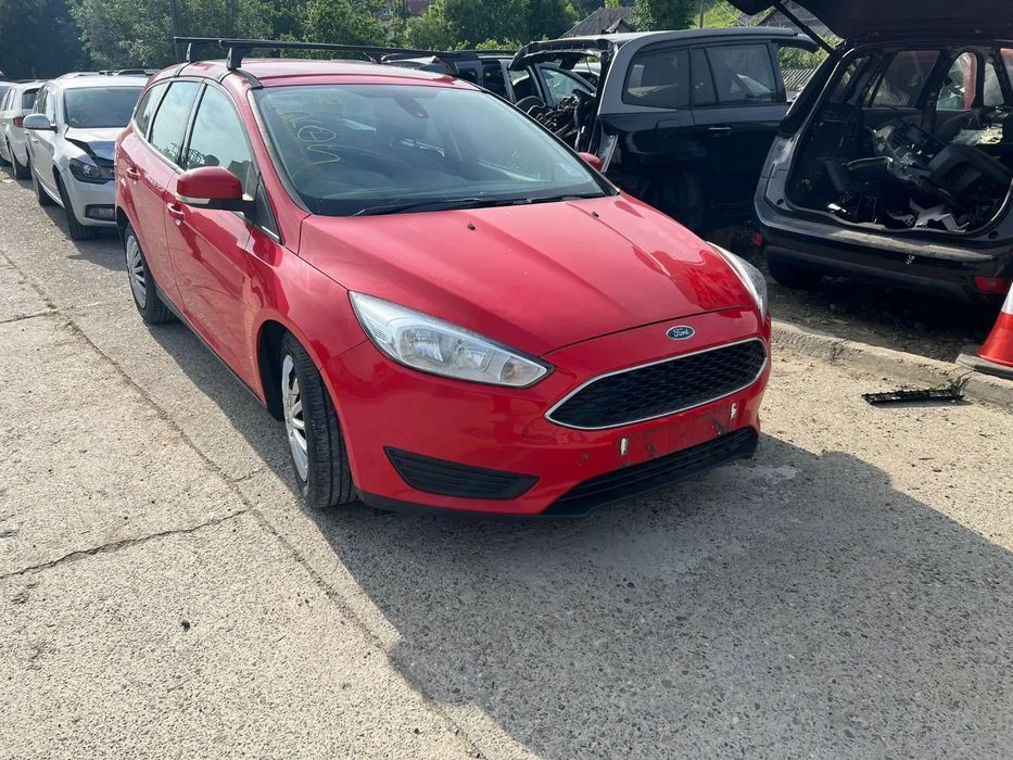 Dezmembrez / Dezmembrari / Piese / Accesorii Ford Focus 3 Hatchback/Break