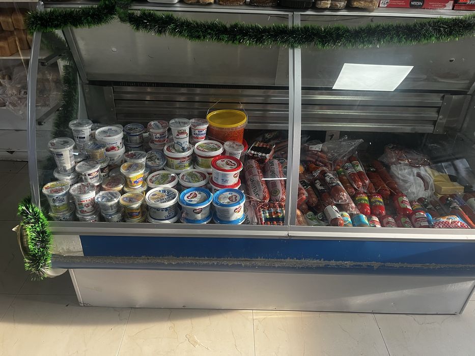 Холодилник робочем в состаени