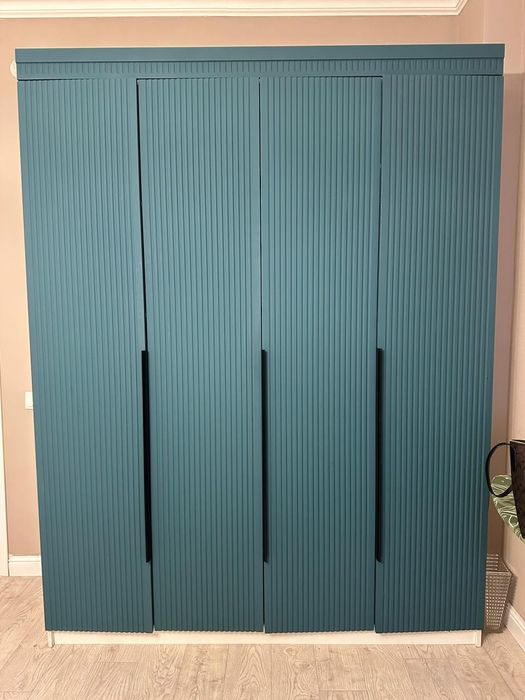 Продам гарнитур шкаф шифоньер