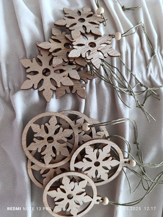 Ёлочные деревянные игрушки