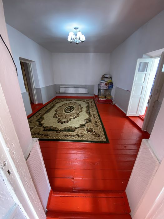 Тез арада 3 бөлмелі үй сатылады!