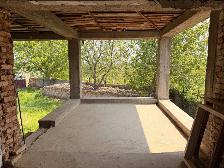 Продаю участок 8 сот. с Домом, выход в Сад 50га-2.5км за ТТЗ-Корзинка.