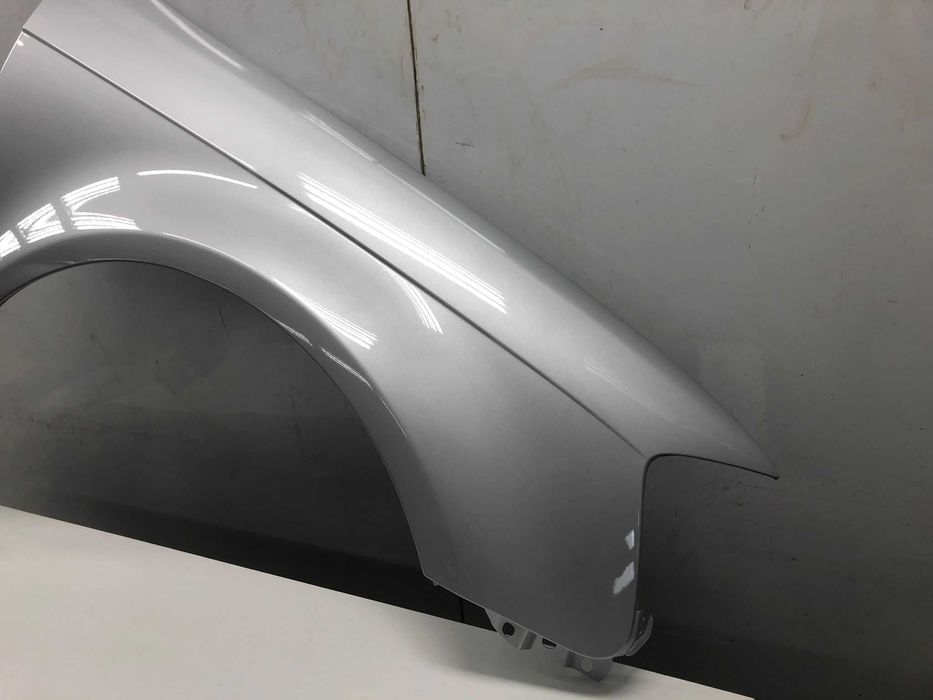 Aripa Fata Dreapta Audi A3 8P An 2008-2012 (LX7W (Gri))