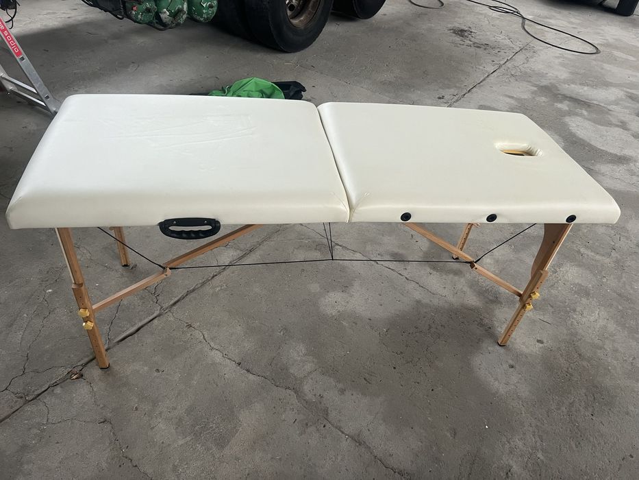 Кушетка маса за массаж