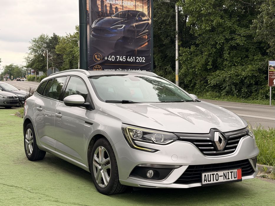 Renault Megane 4 din 2017 si in Rate