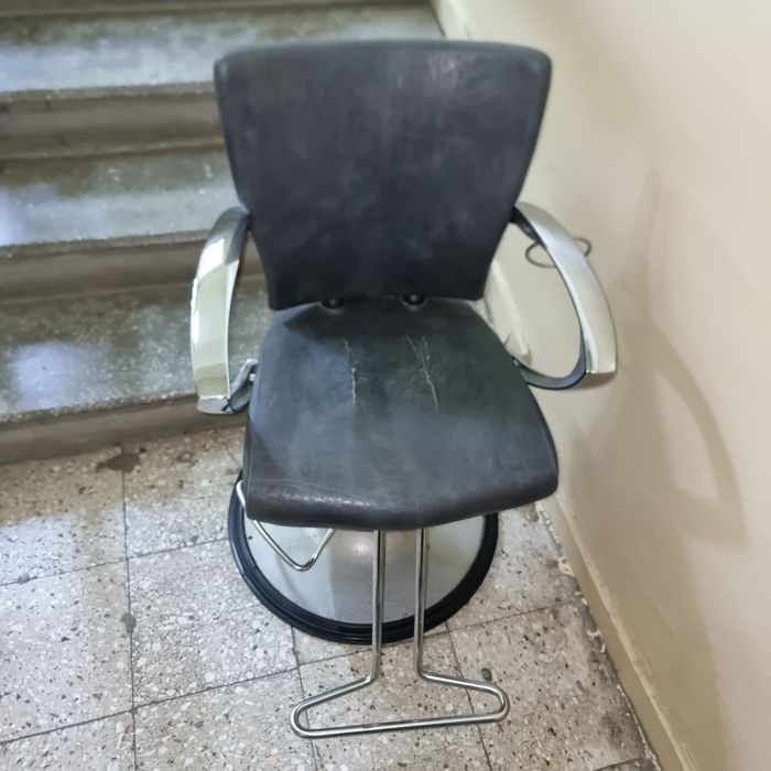 Vand scaun salon frizerie