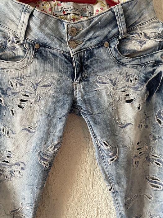 Бутикови дънки 25