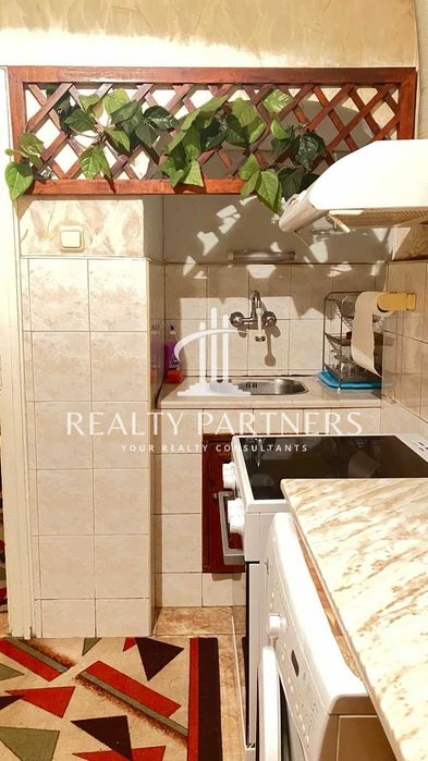 Продава 2-стаен – кв. Изток, гр. Перник