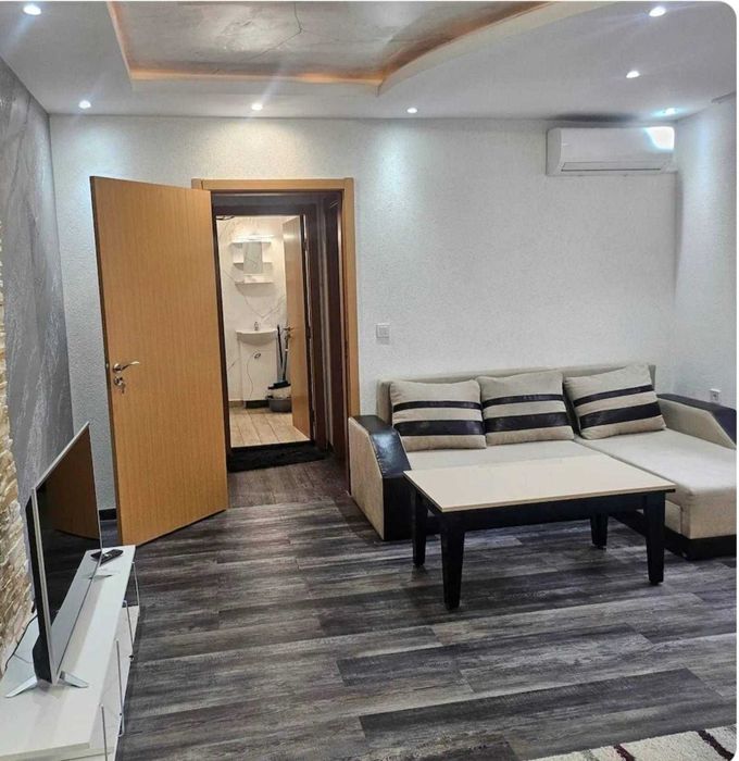 Продава се Двустаен апартамент в Пловдив, Кючук Париж - 62 кв.м за 2192 €/кв.м - Снимка #1