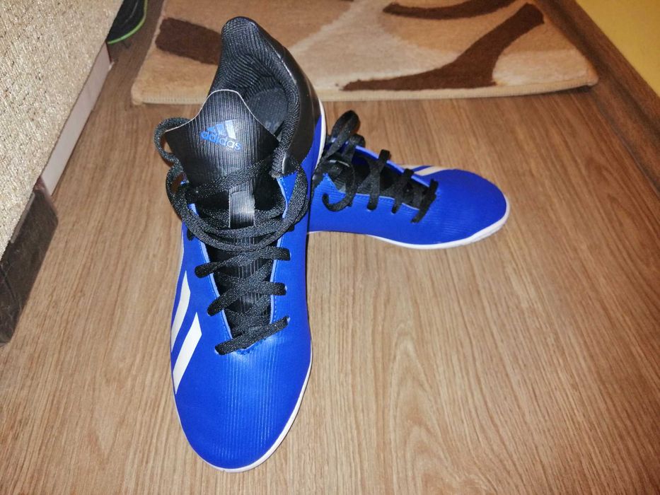 Adidasi / Pantofi sport Adidas , marimea 38