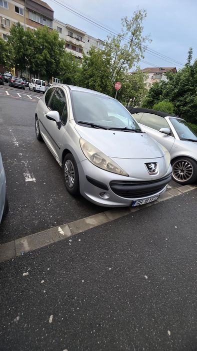 De vanzare Peugeot 207 1.4hdi
1000€ fix!
Detalii in privat!