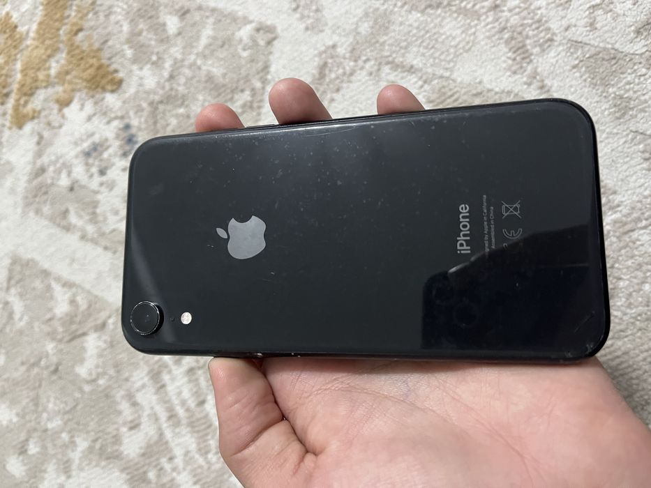 Айфон XR   64гб
