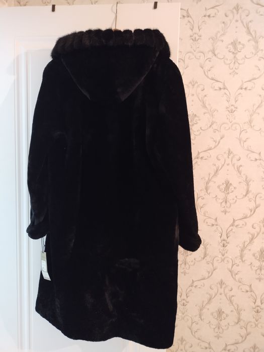 Продам мутоновую шубу