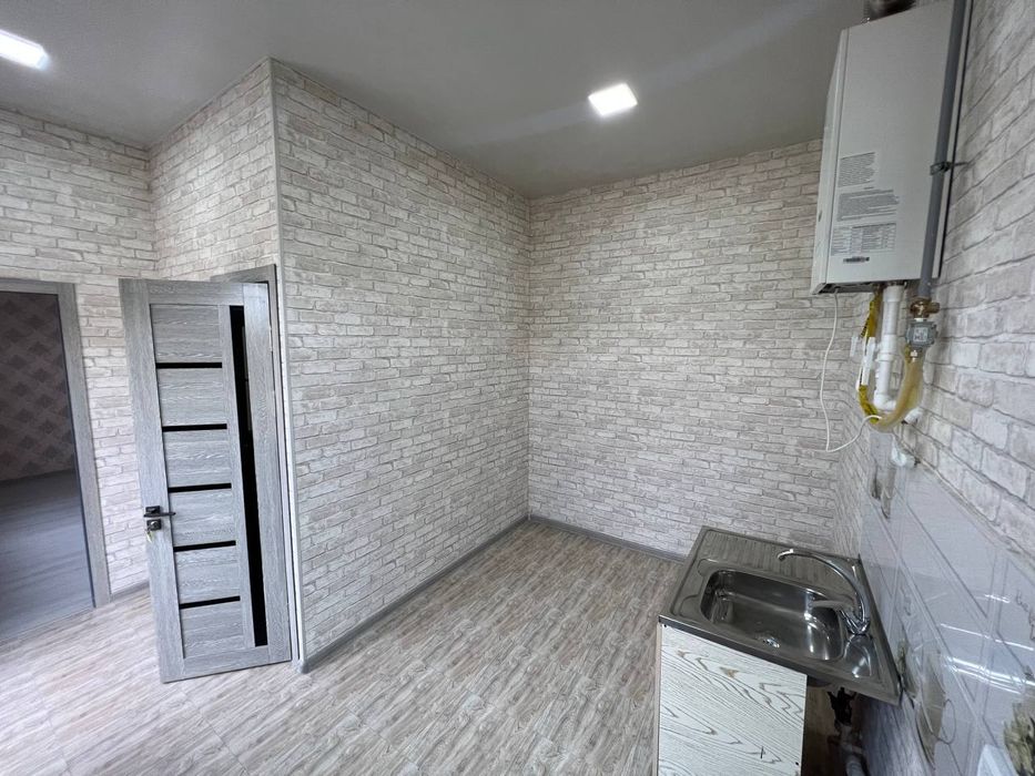 Новостройка 1 ком. Квартиры . Сергели. ЕВРО ремонт под ключ общий двор