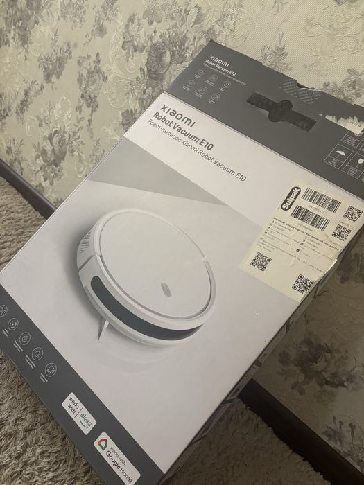 Робот пылесос новый