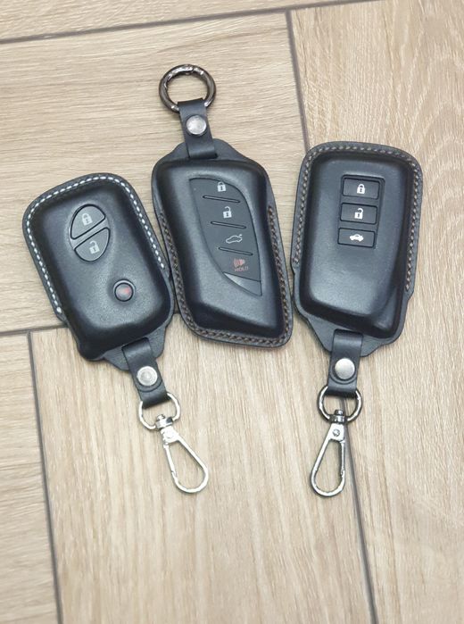 Чехол для ключа Lexus.