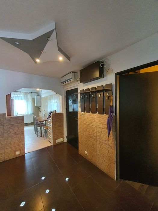 Chirie 4 camere. Vitrometan