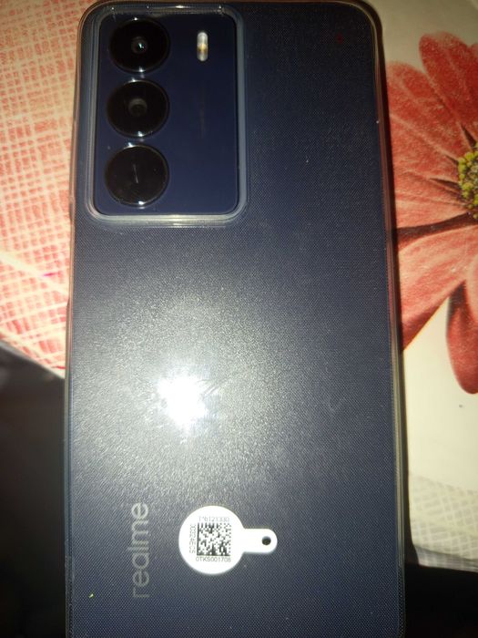 Мобилен телефон Realme