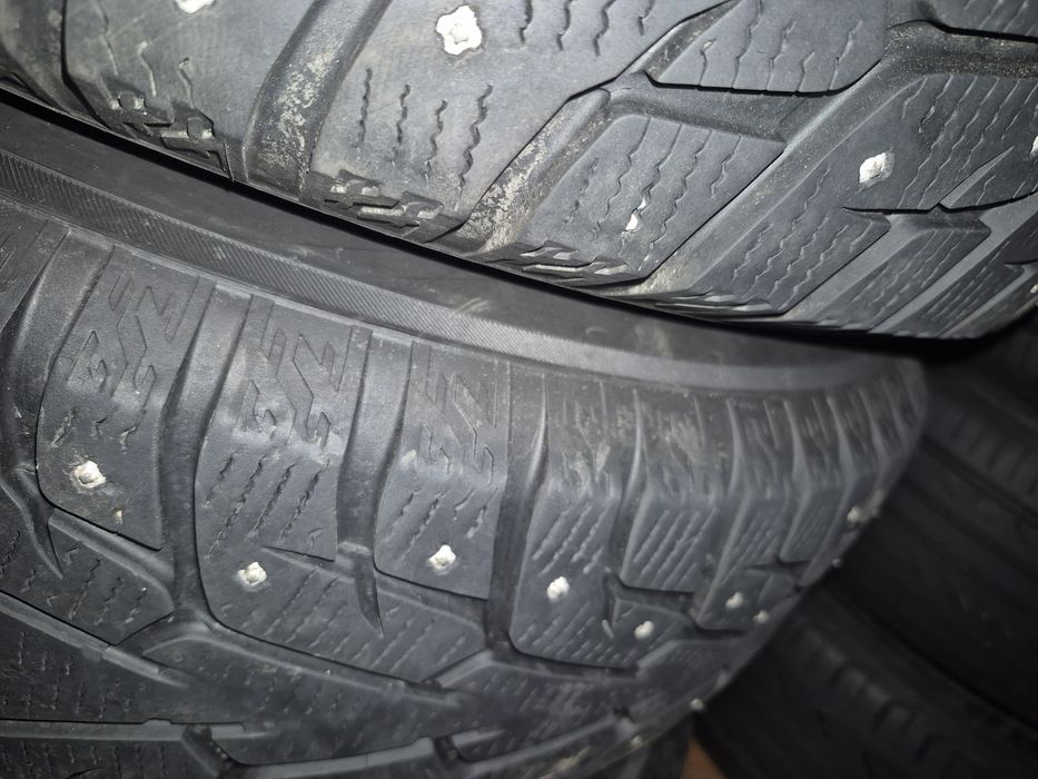 225х70r16 Yokohama  ice guard