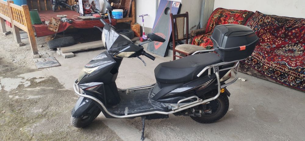 Продам электроскутер