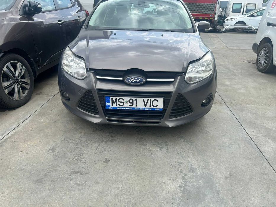 Fata completa ford focus 3